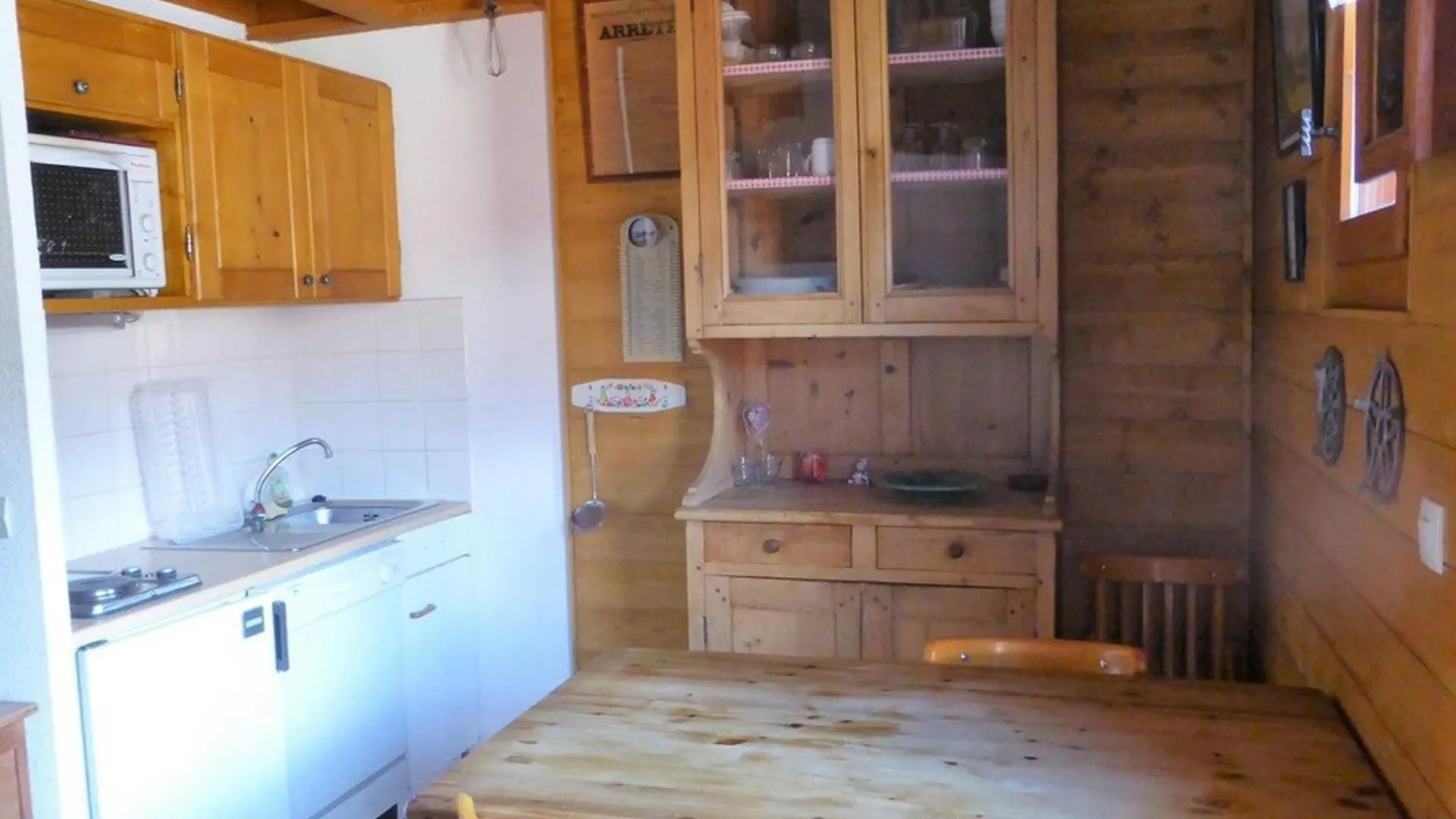 Charmant Triplex 6 Pers. A 50M Des Pistes A Areches-Beaufort - Fr-1-342-135 0*, Areches